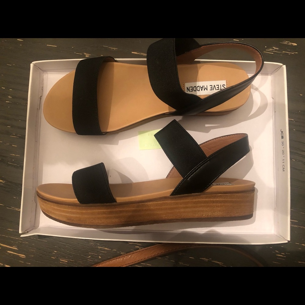 Steve Madden Agile